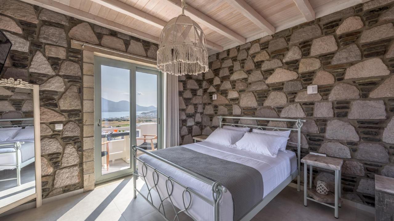 Hilltop Suites Milos Mytakas ภายนอก รูปภาพ