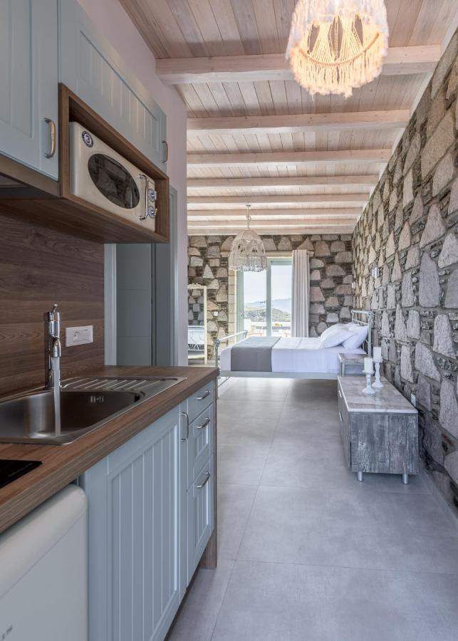 Hilltop Suites Milos Mytakas ภายนอก รูปภาพ