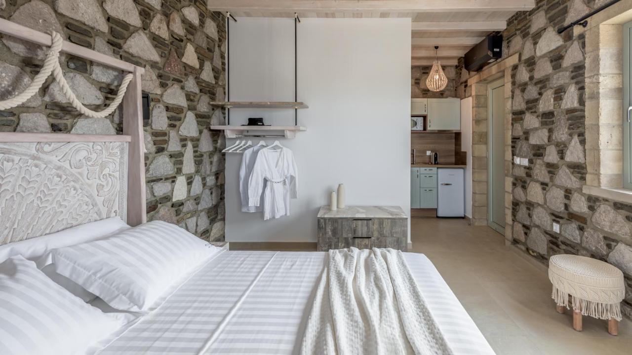 Hilltop Suites Milos Mytakas ภายนอก รูปภาพ