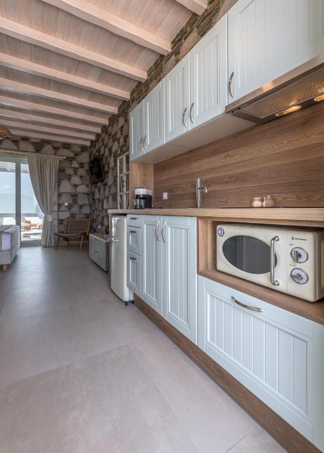 Hilltop Suites Milos Mytakas ภายนอก รูปภาพ
