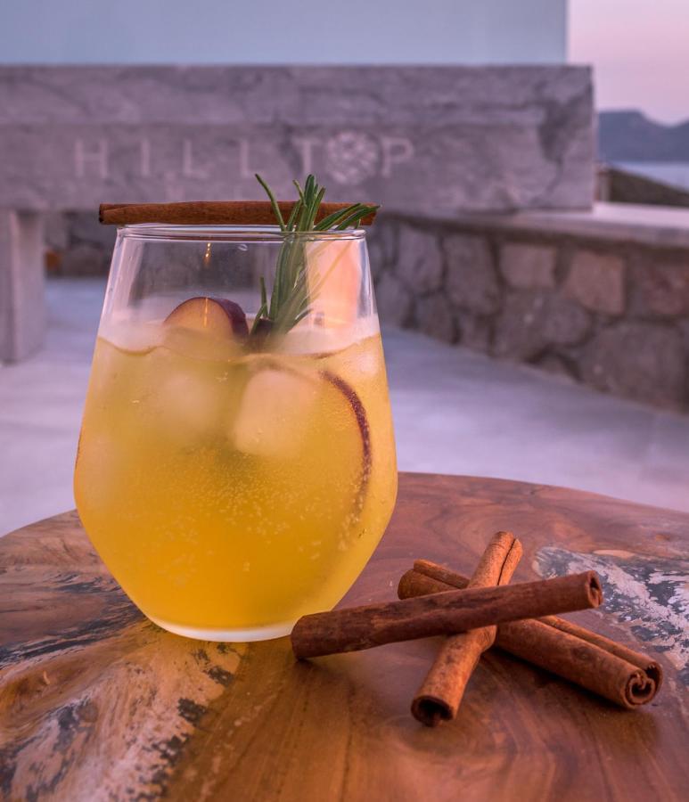 Hilltop Suites Milos Mytakas ภายนอก รูปภาพ