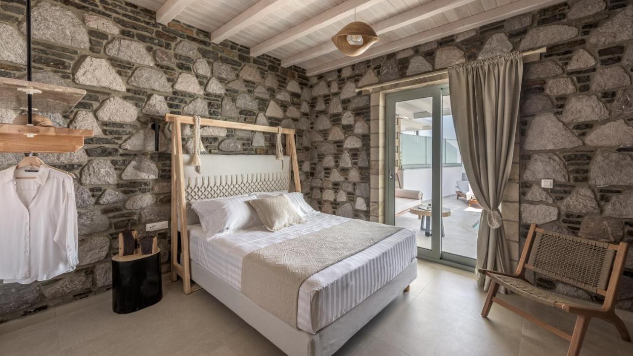 Hilltop Suites Milos Mytakas ภายนอก รูปภาพ